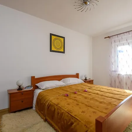 Apartment Mare - Center Pula